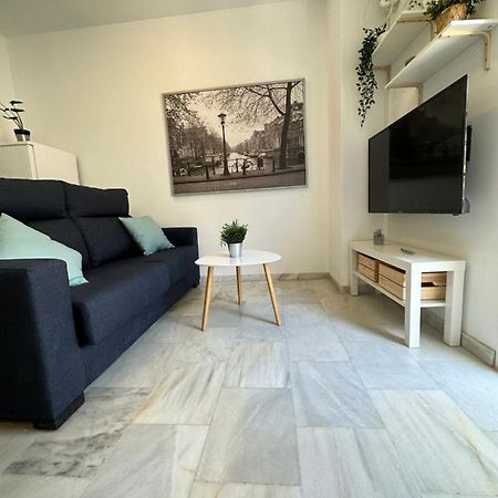 Apartamentos Don Diego La Carihuela 토레몰리노스 외부 사진