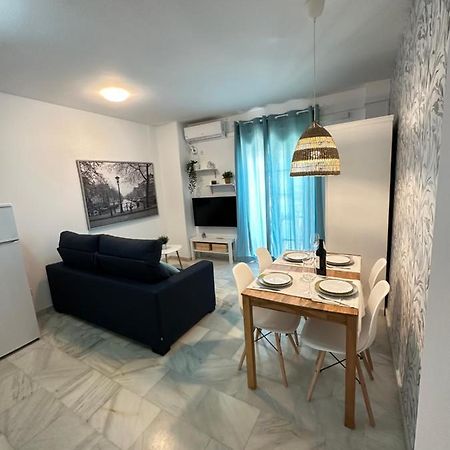 Apartamentos Don Diego La Carihuela 토레몰리노스 외부 사진