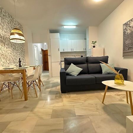 Apartamentos Don Diego La Carihuela 토레몰리노스 외부 사진