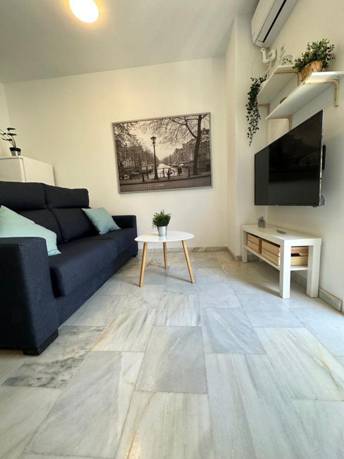 Apartamentos Don Diego La Carihuela 토레몰리노스 외부 사진