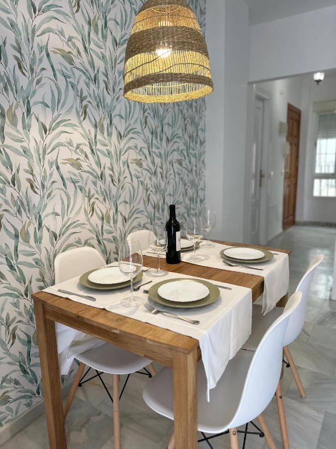 Apartamentos Don Diego La Carihuela 토레몰리노스 외부 사진